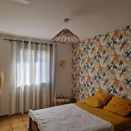 La Maison De Leonie Sur Ferienhaus *