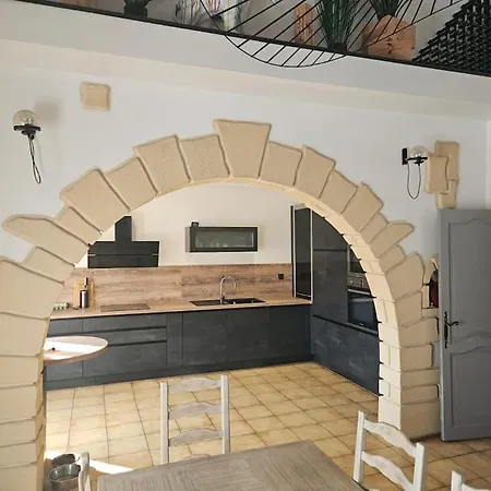 La Maison De Leonie Sur Vias