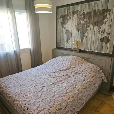 La Maison De Leonie Sur * Vias